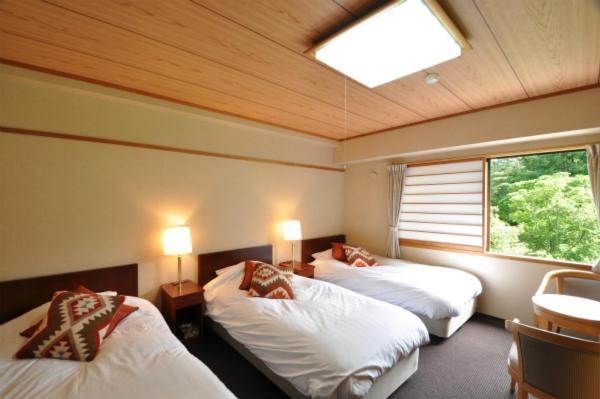Yamano 3* Hakuba